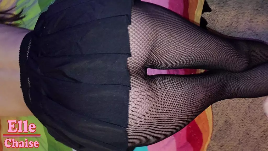 Witchy Blowjob Curse: Elle Chaise Halloween Special