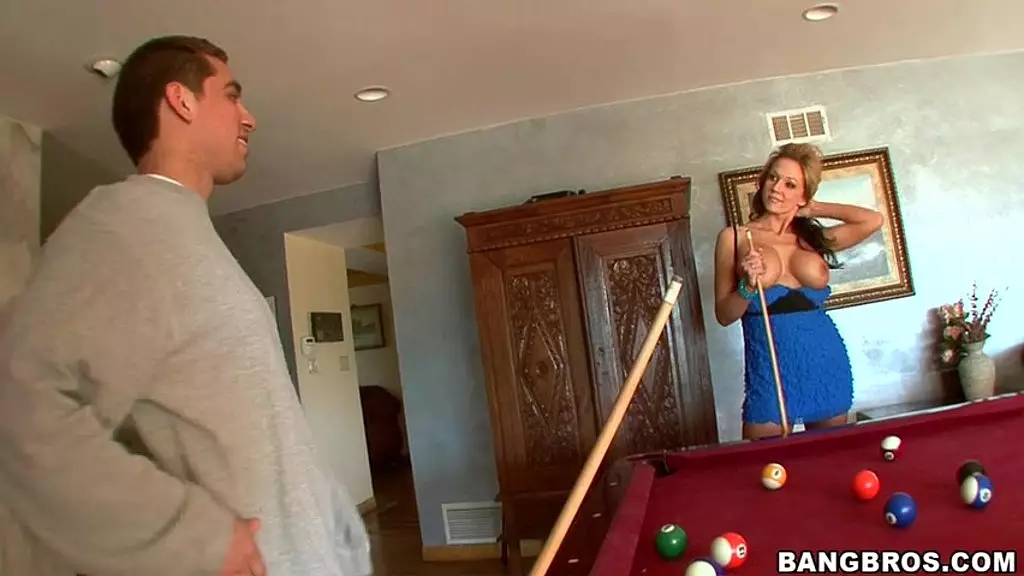 Nikki Sexx Seduces Her Lucius Boy Toy