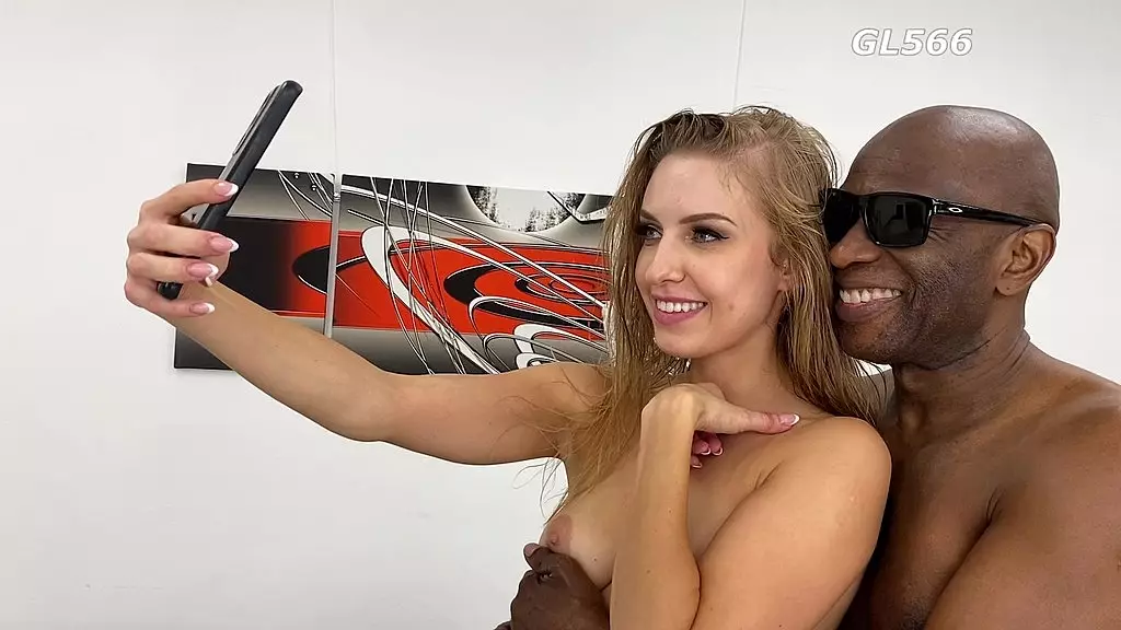 Silvia Dellai & Friends Unleash Anal Chaos