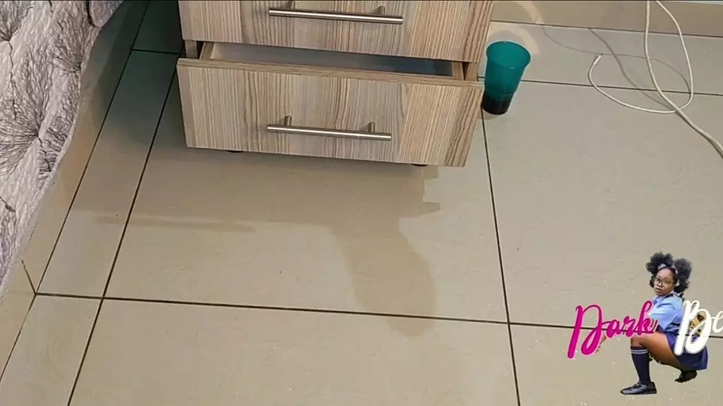 Dark Berry Fingers Herself to Squirting Orgasm